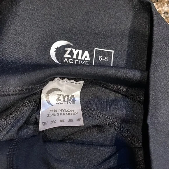 Reflective Black Camo Brilliant Capris - Picture 2 of 2